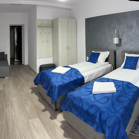 Cabana Sarmis Costesti Buitenkant foto
